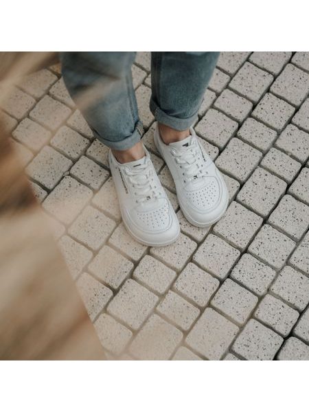Adidași barefoot Barebarics Wave albi