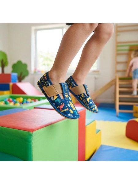 RAYVE SLIPPERS ELASTIC Lorries | Dětské barefoot přezůvky