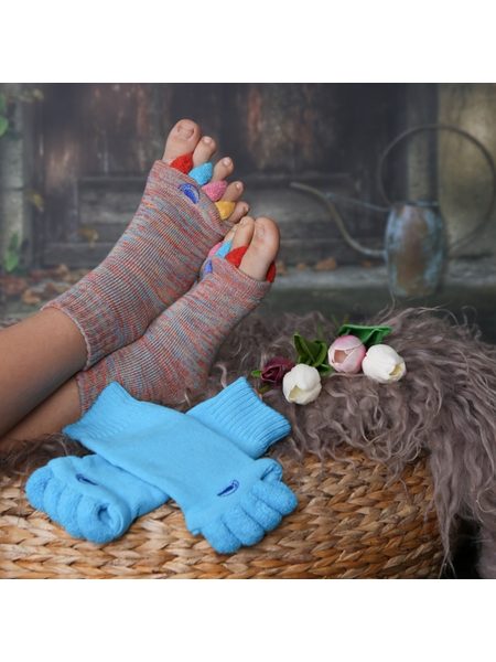 ADJUSTAČNÍ PONOŽKY Multicolor