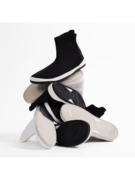 Dámské Barefoot Kotníkové Slip-On Boty GROUNDIES® Kobe Černé