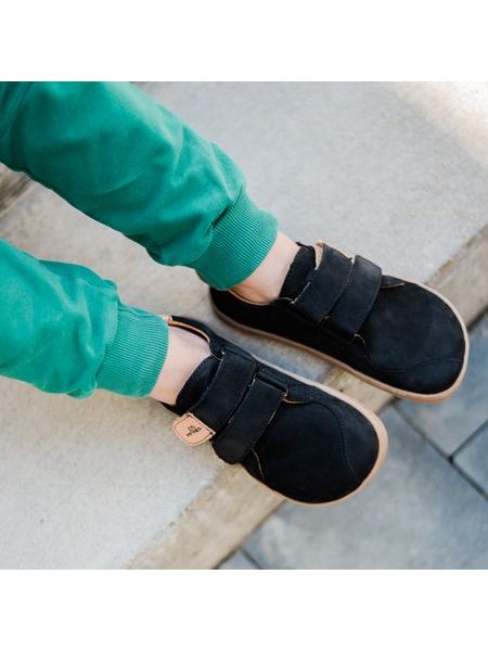 PEGRES CELOROČNÍ TENISKY NUBUK BF54 Black 9