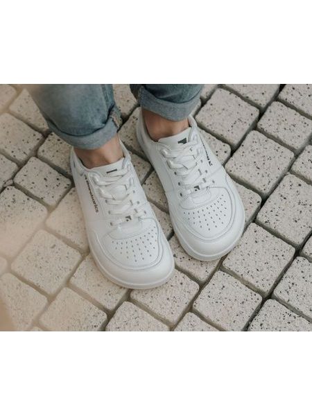 Adidași barefoot Barebarics Wave albi