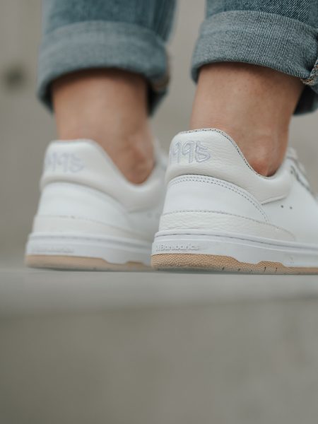 Adidași barefoot Barebarics Wave albi