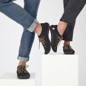 INTERVIEW: Wie die deutschen Schuhe leguano aus der Garage zu einer der beliebtesten Barfußschuh-Marken wurden