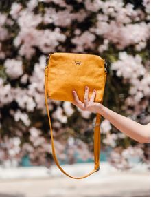 Nuria Yellow