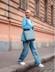 Nikolett Blue