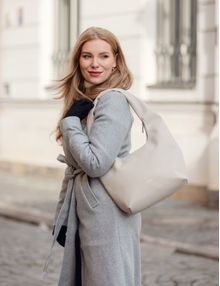 Ryanne Beige