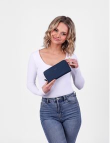 Faustina Blue