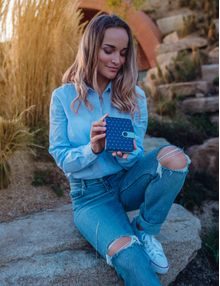 Faustina Blue