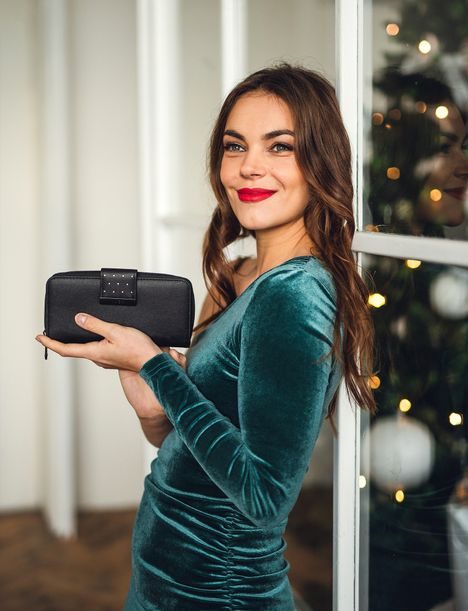 Florianna Dotty Black