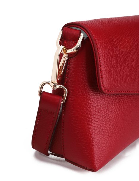 Leyra Red