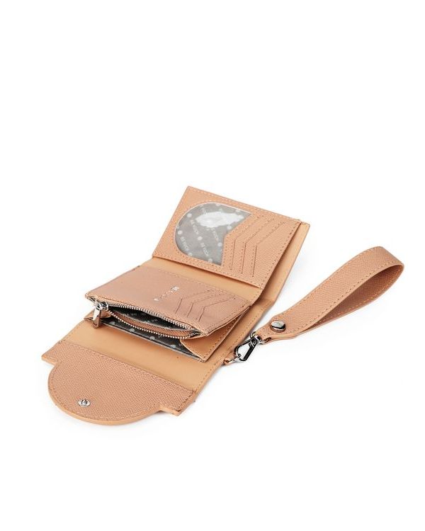 Femke Beige