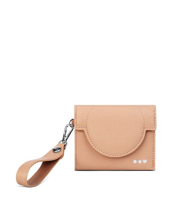 Femke Beige