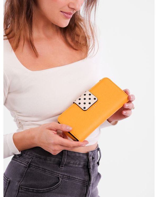 Ineke Yellow