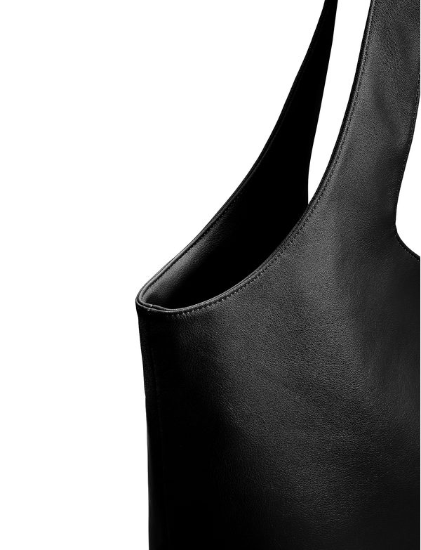Aurelia Black