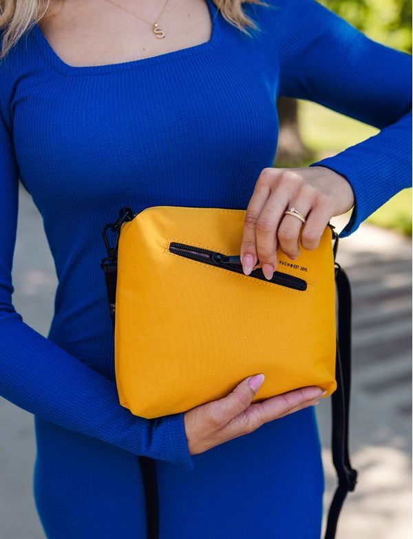 Nuria Yellow