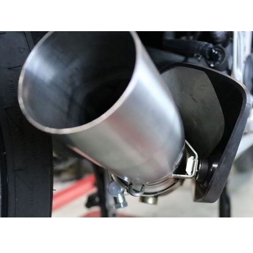 Slip-on exhaust GPR DUAL POPPY E5.BM.107.1.DUAL.PO Carbon look including removable db killer and link pipe