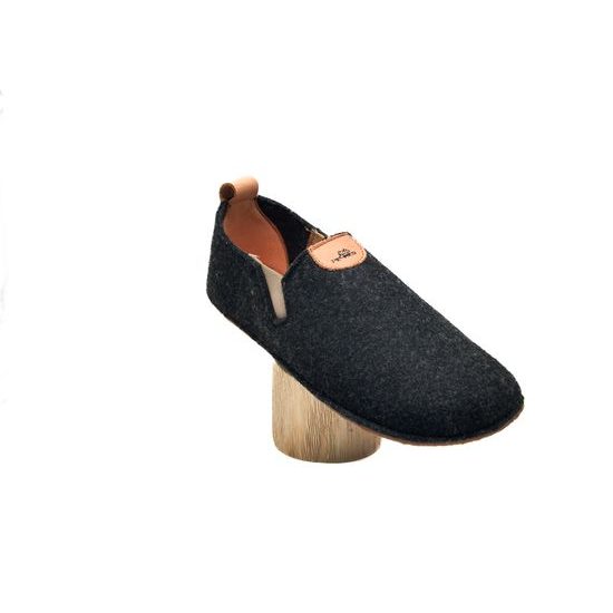 PEGRES BF 15U Home shoes black