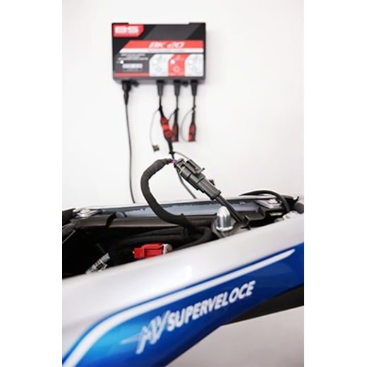 BS konektor BS-BATTERY PA02 pro MV Agusta