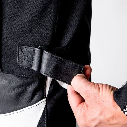 Dvoudílná kožená kombinéza iXS ACE 1.0 X2-229406 černo-bílo-červená 48