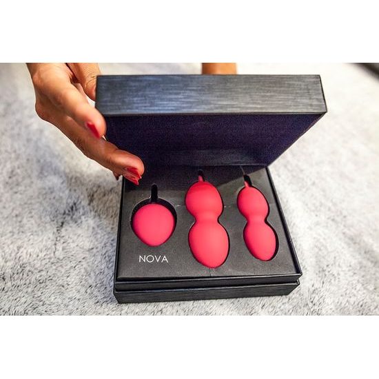 Svakom Svakom - Nova Kegel Balls Plum Red
