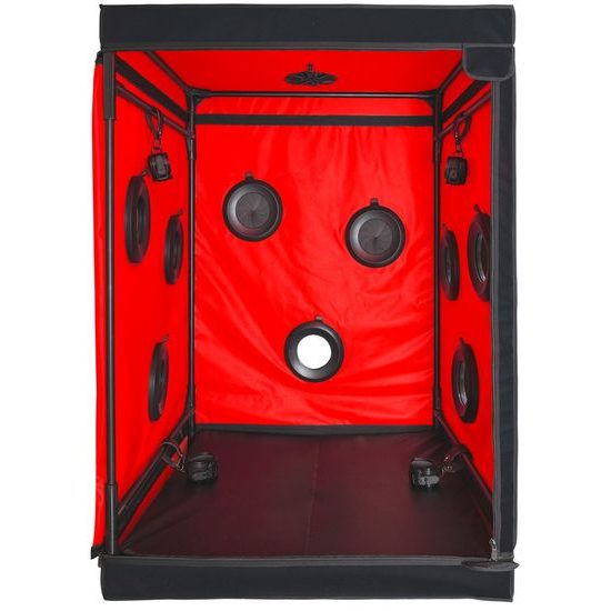 Secretdome BDSM Sex Cabin Scandale