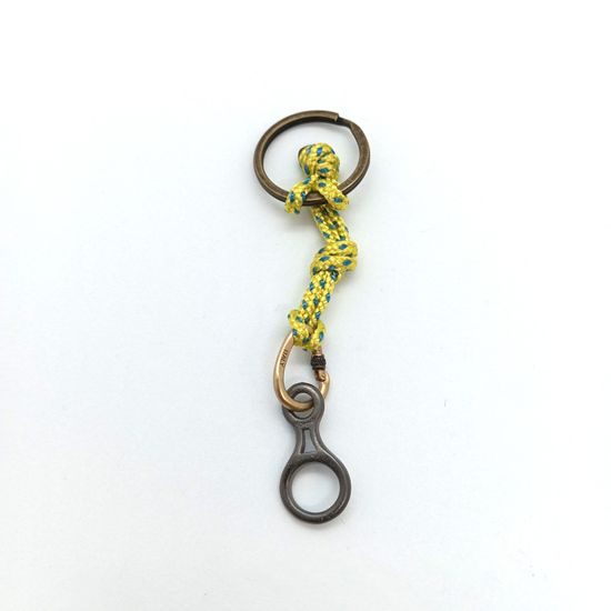 Přívěsek na klíče Sampaoli Carabiner & Eight BR