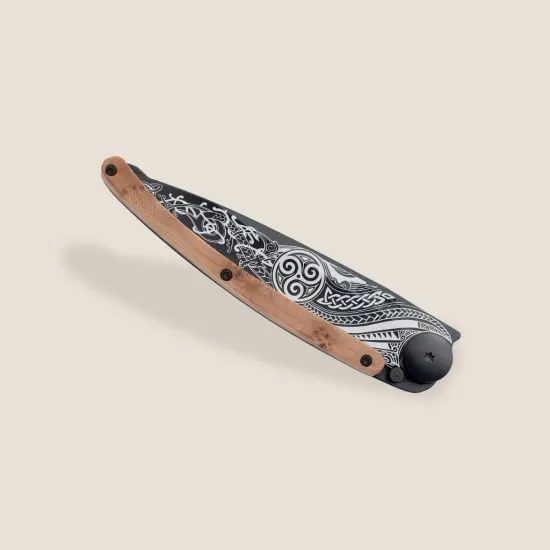 Nůž Deejo 1GB171 Tattoo Black 37g Celtic juniper wood