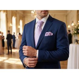 Angielski biały krawat z błyszczącym paskiem