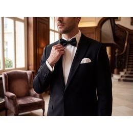 Tmavomodrá slim kravata s právnickým motívom