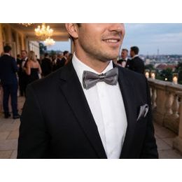 Bawełniana muszka czerwona z białą kropką