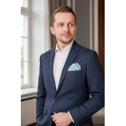 Batista albastru deschis cu inimioare