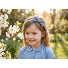 Úzká smetanová kravata v matném provedení