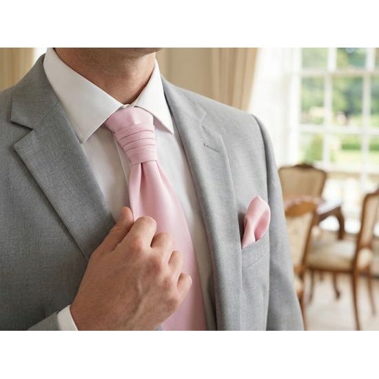 Hochzeits-Plastron in zartem Rosé