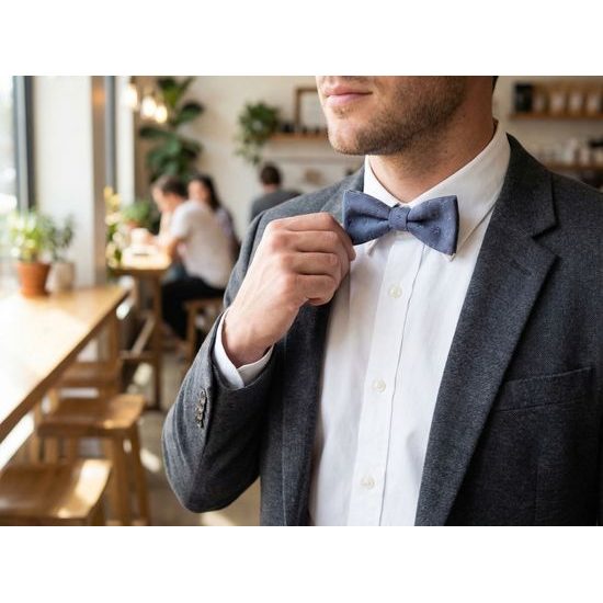 Bavlnený pánsky motýlik s hviezdičkami