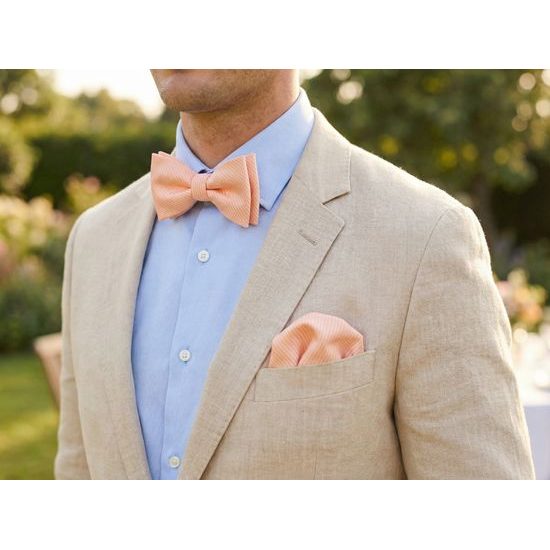 Pánsky motýlik s vreckovkou v lososovej farbe