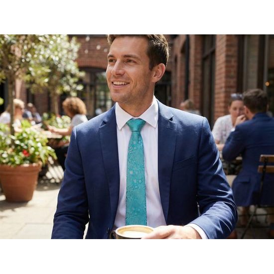 Tyrkysová kravata s kvetinovým vzorom