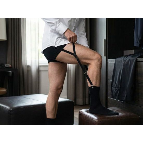 Schwarze Hemdhalter (Shirt Stays)