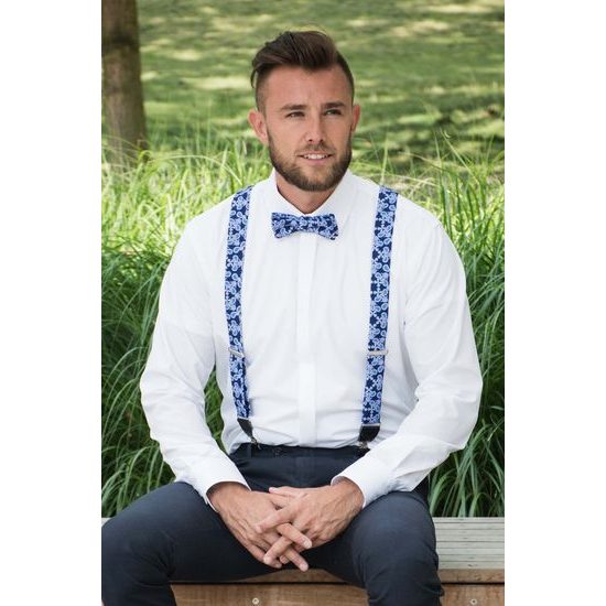 Modrý pánsky motýlik s motívmi