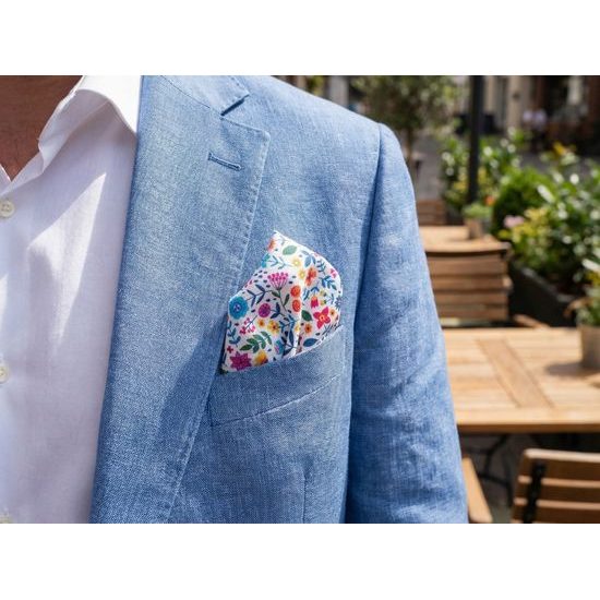 Einstecktuch mit bunten Blumen