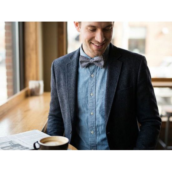 Papion gri din bumbac cu buline