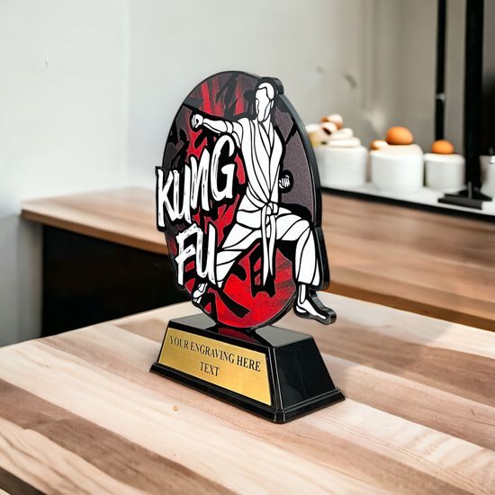 Trofeo Roswell en Acrílico Negro para Kung Fu