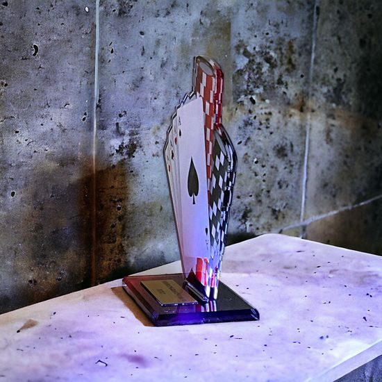Trofeo Acrílico Cannes para Juegos de Cartas
