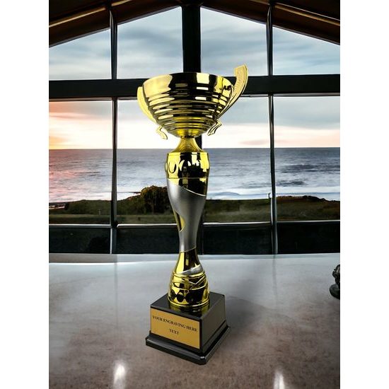 Copa de Lujo con Rayas Doradas y Plateadas