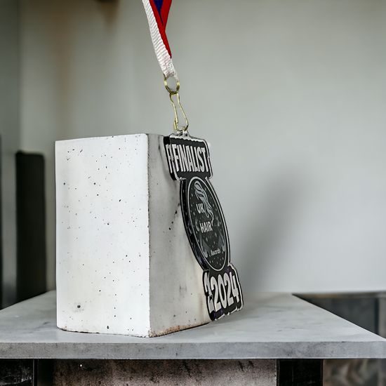 Medalla Personalizada de Logo en Acrílico Negro