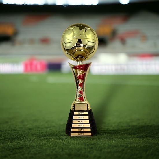 Trofeo Eminent Oro y Rojo para Fútbol