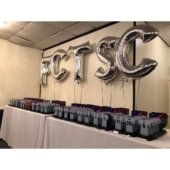 Trofeo de Camisa de Fútbol Personalizado en Acrílico