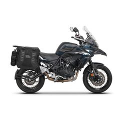 Kompletná sada sedlových brašní SHAD TERRA TR40 adventure vrátane montážnej sady SHAD Benelli TRK 502 X