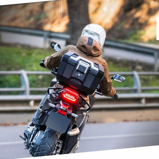 Vrchný kufor na motorku SHAD Terra TR41 D0TR41100 čierna