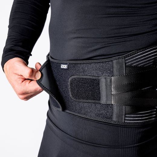 Ľadvinové pásy iXS 365 1.0 X2-448206 čierna L